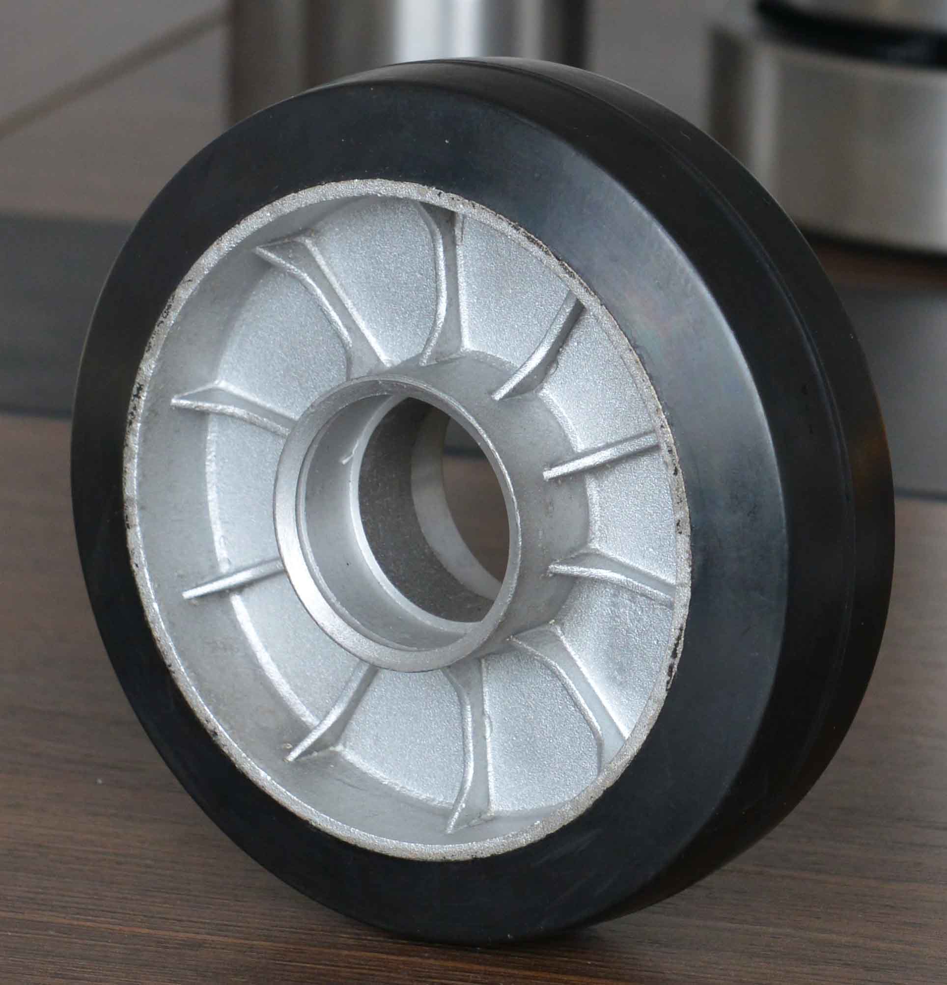 200 mm (8 in) × 50 mm (2 in) Rubber On Aluminum Core Pallet Jack Steer Wheel